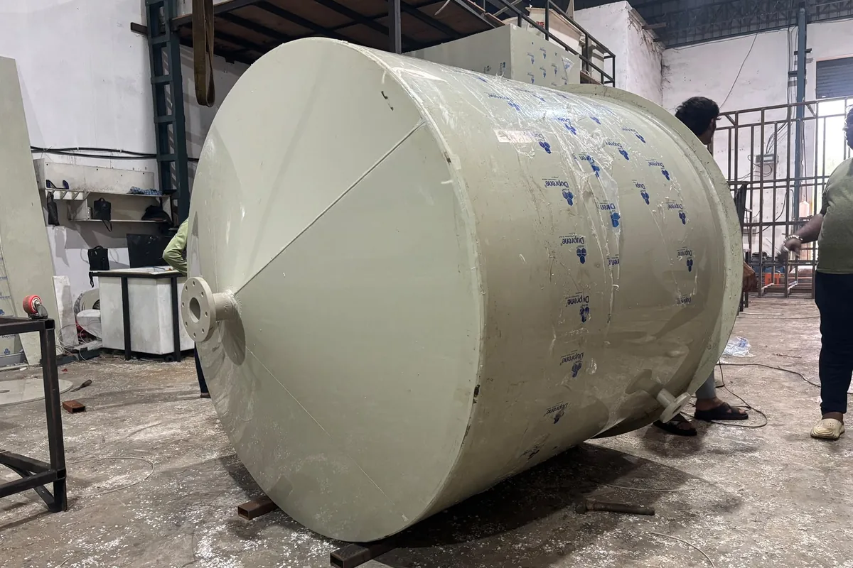Large polypropylene chemical tank under fabrication